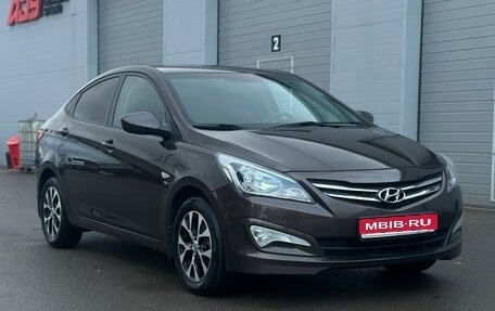 Hyundai Solaris II рестайлинг, 2015 год, 990 000 рублей, 1 фотография