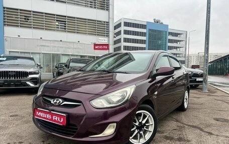 Hyundai Solaris II рестайлинг, 2012 год, 740 000 рублей, 1 фотография