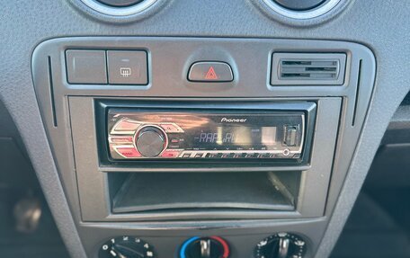 Ford Fusion I, 2007 год, 300 000 рублей, 11 фотография