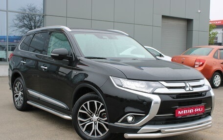 Mitsubishi Outlander III рестайлинг 3, 2018 год, 2 499 000 рублей, 1 фотография