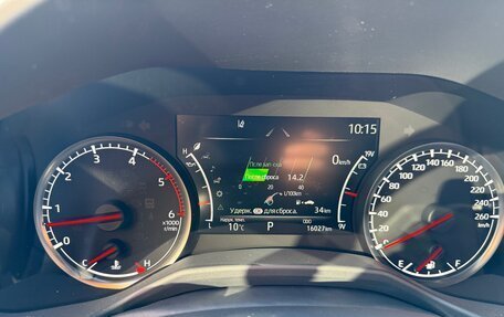 Toyota Land Cruiser, 2023 год, 14 500 000 рублей, 8 фотография