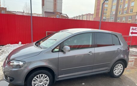 Volkswagen Golf Plus II, 2013 год, 800 000 рублей, 3 фотография