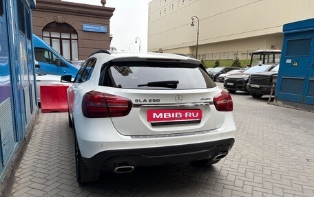 Mercedes-Benz GLA, 2019 год, 2 700 000 рублей, 4 фотография