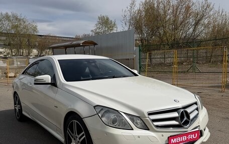 Mercedes-Benz E-Класс, 2010 год, 1 650 000 рублей, 2 фотография