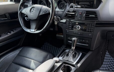 Mercedes-Benz E-Класс, 2010 год, 1 650 000 рублей, 8 фотография