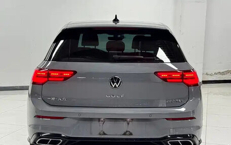 Volkswagen Golf VIII, 2022 год, 2 250 000 рублей, 4 фотография