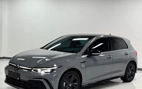 Volkswagen Golf VIII, 2022 год, 2 250 000 рублей, 2 фотография