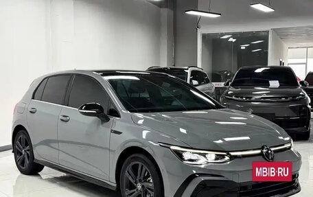 Volkswagen Golf VIII, 2022 год, 2 250 000 рублей, 3 фотография