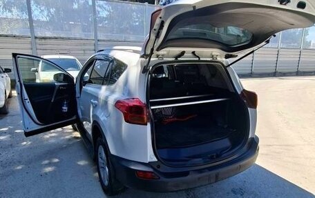 Toyota RAV4, 2013 год, 1 800 000 рублей, 10 фотография