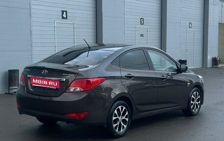 Hyundai Solaris II рестайлинг, 2015 год, 990 000 рублей, 4 фотография