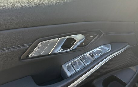 BMW 3 серия, 2022 год, 4 500 000 рублей, 13 фотография