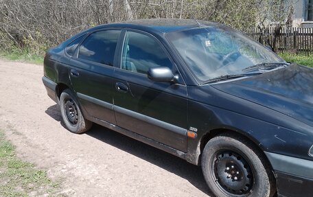 Toyota Avensis III рестайлинг, 1998 год, 250 000 рублей, 7 фотография