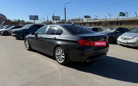 BMW 5 серия, 2012 год, 1 950 000 рублей, 3 фотография
