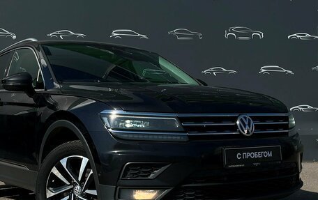 Volkswagen Tiguan II, 2018 год, 1 798 900 рублей, 24 фотография