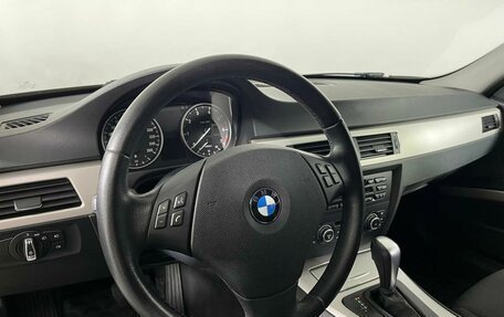 BMW 3 серия, 2011 год, 1 389 000 рублей, 12 фотография