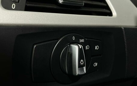 BMW 3 серия, 2011 год, 1 389 000 рублей, 30 фотография