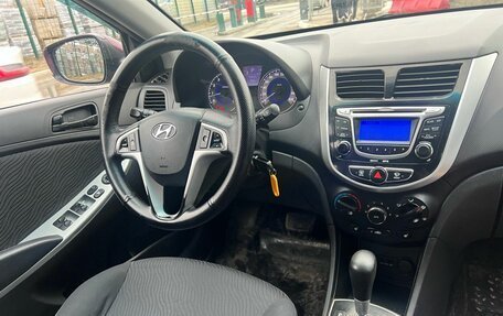 Hyundai Solaris II рестайлинг, 2012 год, 740 000 рублей, 13 фотография