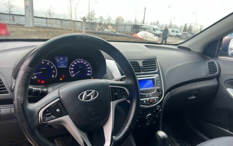 Hyundai Solaris II рестайлинг, 2012 год, 740 000 рублей, 25 фотография