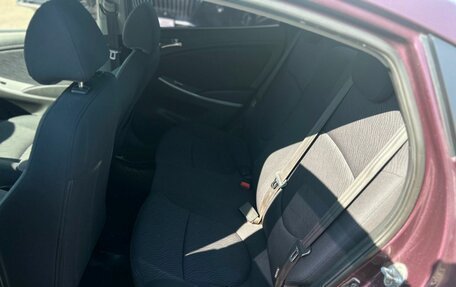 Hyundai Solaris II рестайлинг, 2012 год, 740 000 рублей, 21 фотография