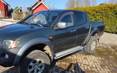 Mitsubishi L200 IV рестайлинг, 2008 год, 780 000 рублей, 2 фотография