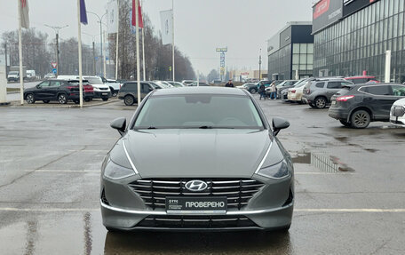 Hyundai Sonata VIII, 2020 год, 2 328 000 рублей, 2 фотография