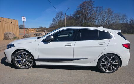 BMW 1 серия, 2022 год, 4 400 000 рублей, 5 фотография