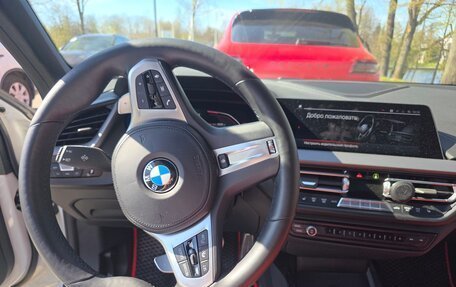 BMW 1 серия, 2022 год, 4 400 000 рублей, 6 фотография