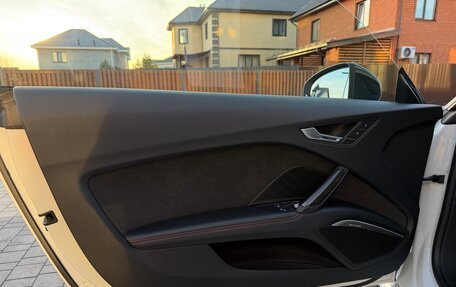 Audi TT RS, 2016 год, 6 800 000 рублей, 26 фотография