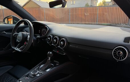 Audi TT RS, 2016 год, 6 800 000 рублей, 32 фотография