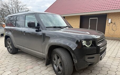 Land Rover Defender II, 2022 год, 9 100 000 рублей, 2 фотография