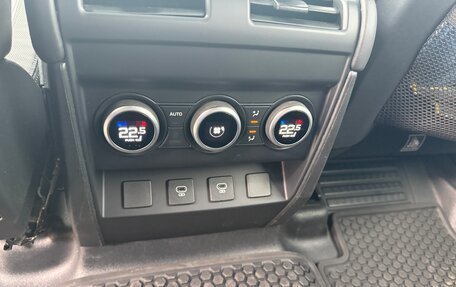 Land Rover Defender II, 2022 год, 9 100 000 рублей, 10 фотография