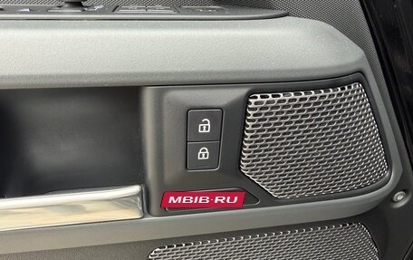 Land Rover Defender II, 2022 год, 9 100 000 рублей, 22 фотография