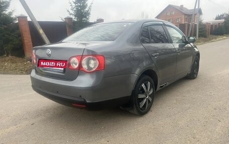 Volkswagen Jetta VI, 2010 год, 390 000 рублей, 4 фотография