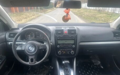 Volkswagen Jetta VI, 2010 год, 390 000 рублей, 20 фотография