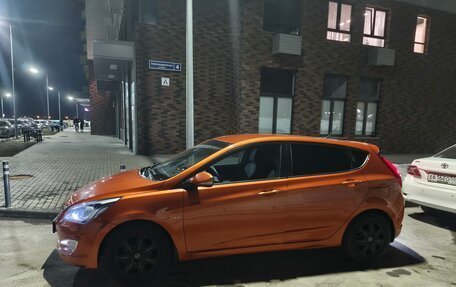 Hyundai Solaris II рестайлинг, 2014 год, 1 100 000 рублей, 3 фотография