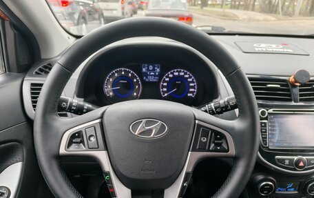 Hyundai Solaris II рестайлинг, 2014 год, 1 100 000 рублей, 10 фотография