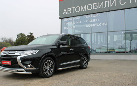 Mitsubishi Outlander III рестайлинг 3, 2018 год, 2 499 000 рублей, 9 фотография