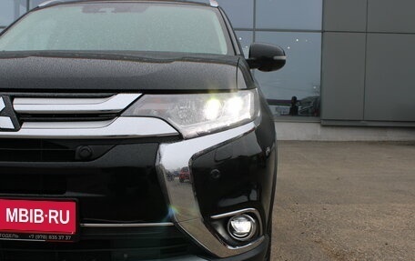 Mitsubishi Outlander III рестайлинг 3, 2018 год, 2 499 000 рублей, 32 фотография