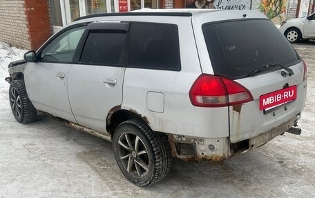 Nissan Wingroad III, 2001 год, 100 000 рублей, 3 фотография