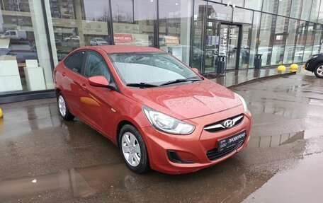 Hyundai Solaris II рестайлинг, 2011 год, 569 500 рублей, 3 фотография