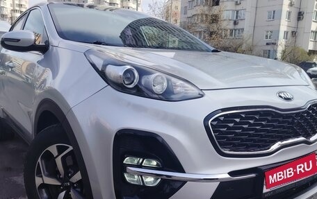 KIA Sportage IV рестайлинг, 2019 год, 2 350 000 рублей, 1 фотография