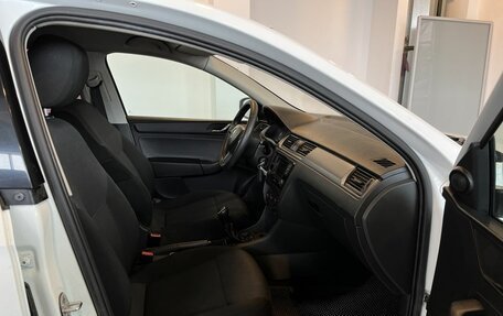 Skoda Rapid I, 2017 год, 924 000 рублей, 28 фотография