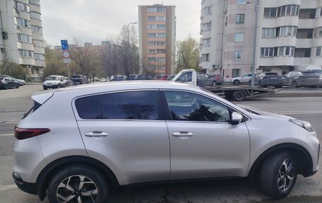 KIA Sportage IV рестайлинг, 2019 год, 2 350 000 рублей, 4 фотография
