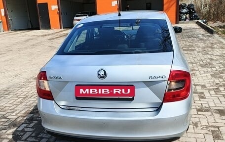 Skoda Rapid I, 2014 год, 900 000 рублей, 2 фотография