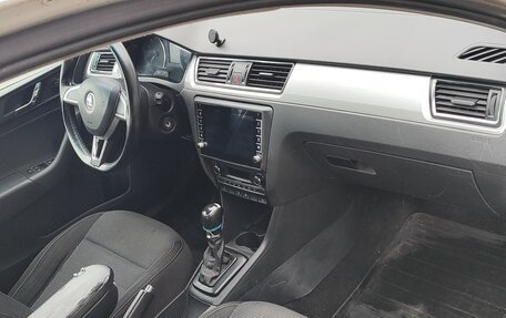 Skoda Rapid I, 2014 год, 900 000 рублей, 6 фотография