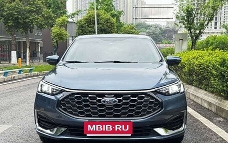 Ford Escort, 2021 год, 1 100 000 рублей, 2 фотография