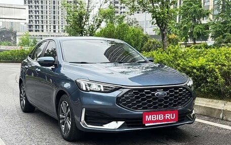 Ford Escort, 2021 год, 1 100 000 рублей, 3 фотография