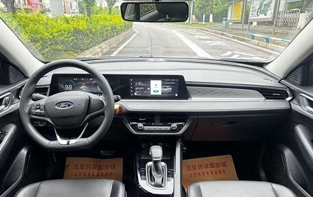 Ford Escort, 2021 год, 1 100 000 рублей, 11 фотография