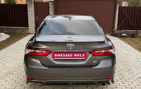 Toyota Camry, 2022 год, 2 950 000 рублей, 6 фотография