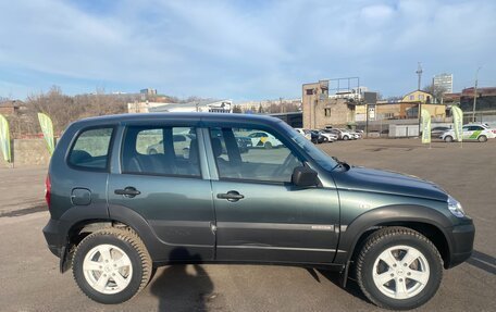 Chevrolet Niva I рестайлинг, 2016 год, 650 000 рублей, 5 фотография